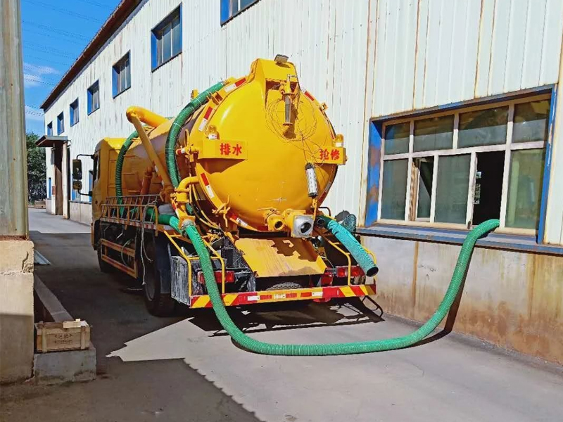 南农大厂区化粪池清理